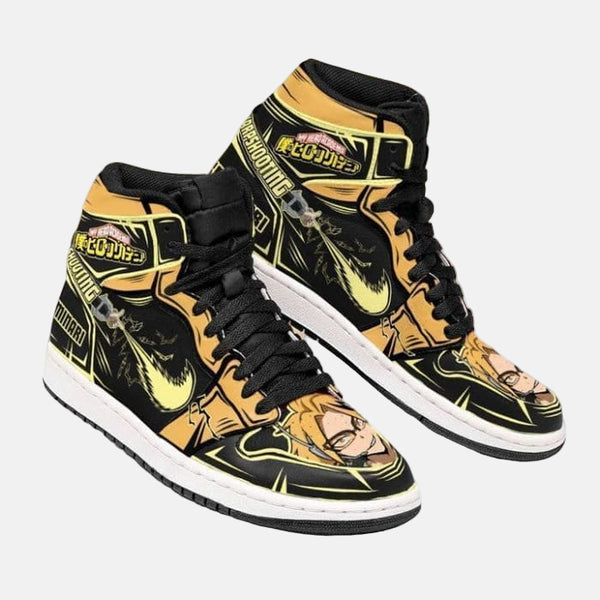 La paire de baskets Denki Kaminari, montrant les détails de la chaussure gauche et droite.