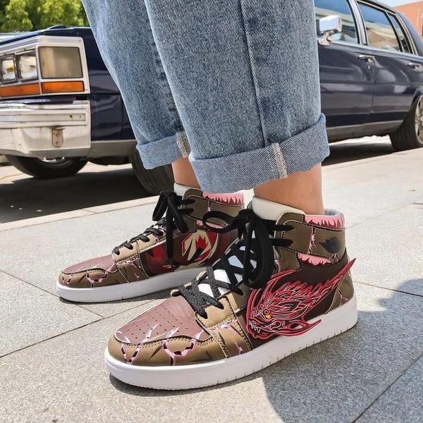 Vue arrière des baskets Gaï Maïto, montrant les détails sur le talon de la chaussure.