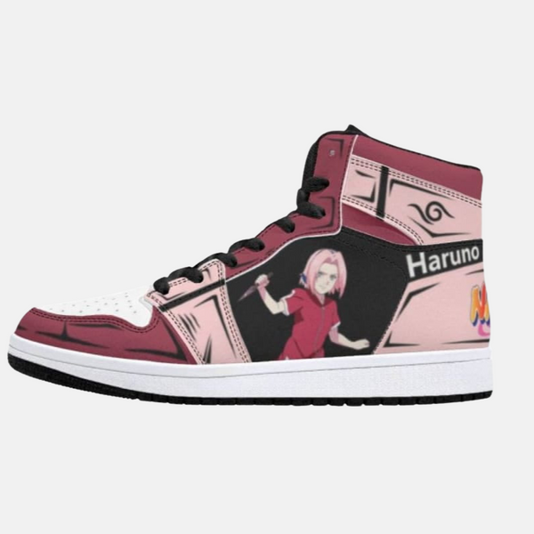 Paire de baskets montantes inspirées de Hinata Hyūga, montrant le design lavande et noir de Naruto