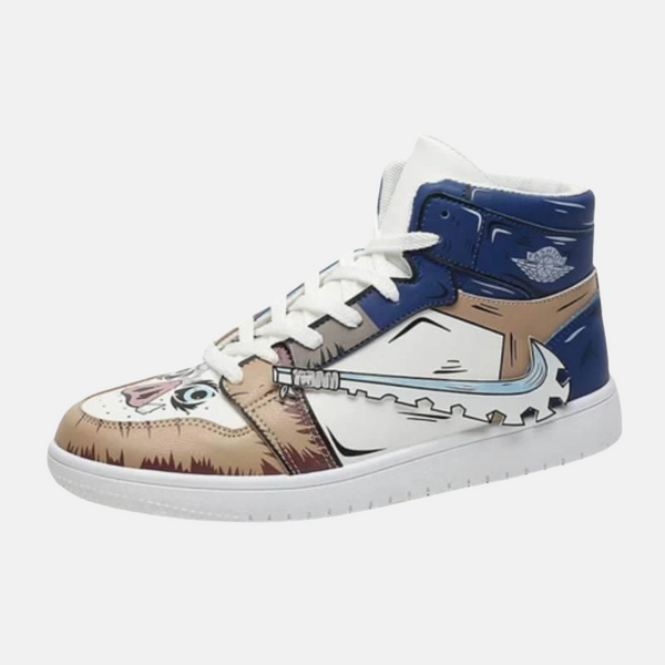 Paire de baskets montantes inspirées d'Inosuke Hashibira, montrant le design avec son masque de sanglier.