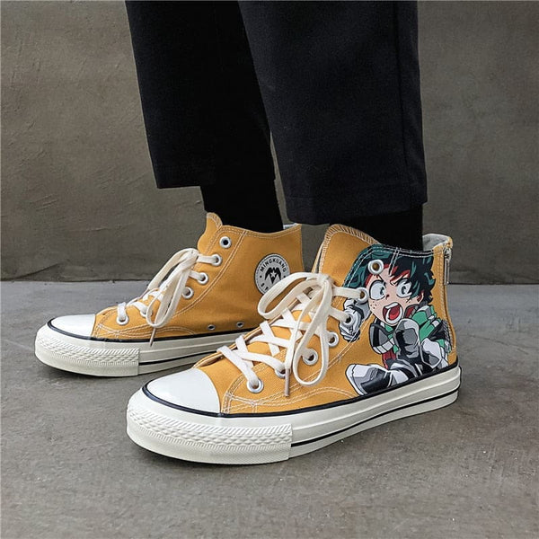 Variante jaune des baskets montantes d'Izuku Midoriya de My Hero Academia.