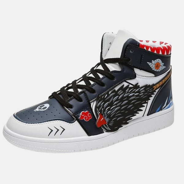 Paire de baskets montantes inspirées de Kisame Hoshigaki, montrant le design de style requin et les couleurs de l'Akatsuki.