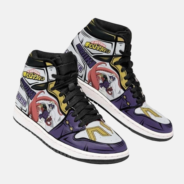 La paire de baskets Suneater, montrant les détails de la chaussure gauche et droite.