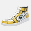 Paire de baskets montantes inspirées de Trafalgar Law, montrant le design jaune et blanc des Heart Pirates