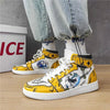 Baskets Trafalgar Law de One Piece portées, montrant leur style streetwear et leurs couleurs vives.