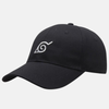 Casquette de baseball noire avec le symbole du Village Caché de la Feuille (Konoha) brodé en blanc sur le devant.