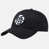 Casquette de baseball noire avec le Kanji "Go" de Son Goku brodé en blanc sur le devant.