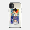 Coque pour iPhone avec une illustration de Gon Freecss et Kirua Zoldyck de Hunter x Hunter, tenue en main.