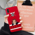 Coque rouge pour iPhone avec une illustration "chibi" de Shanks le Roux et une citation, de l'anime One Piece.