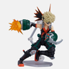 Figurine articulée de Katsuki Bakugo en pose de propulsion aérienne, les deux mains vers l'arrière.