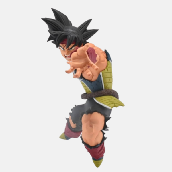 Figurine de Bardock en armure de combat, préparant un Kamé Hamé Ha père-fils (Dragon Ball Z), vue de face.