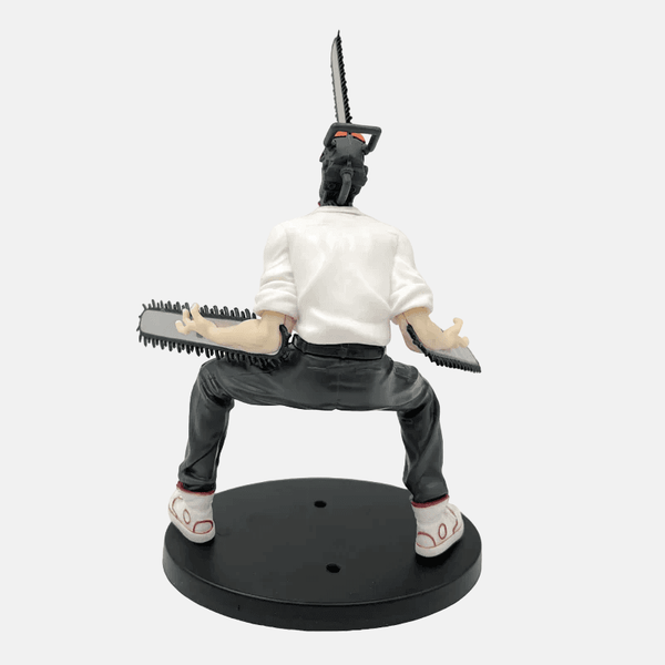 Figurine Chainsaw Man Hybride - Vue de profil accentuant la lame sur la tête