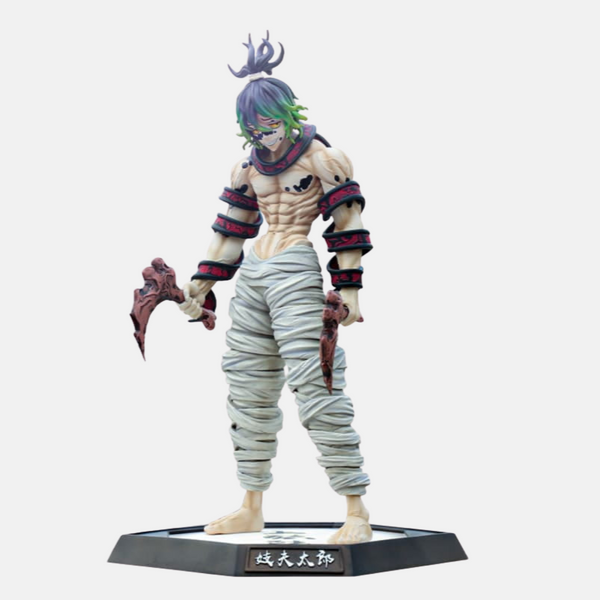 Figurine de Gyutaro, la Sixième Lune Supérieure de Demon Slayer, dans une pose menaçante avec ses faucilles.