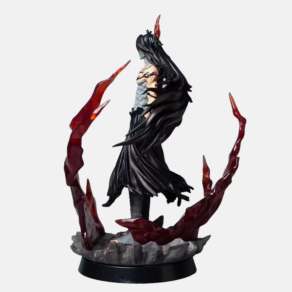 Vue de dos de la figurine Ichigo Mugetsu, montrant ses longs cheveux noirs.