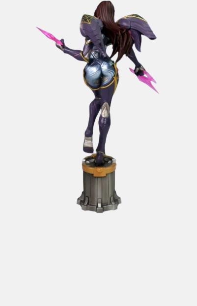 Vue arrière de la figurine de Kai'Sa, montrant les détails de sa combinaison et le dos de ses canons du Vide.