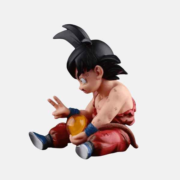 Gros plan sur le visage de Krillin montrant l'expression concentrée