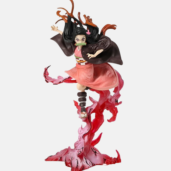 Figurine de Nezuko Kamado de Demon Slayer déchaînant son Pouvoir Sanguinaire "Bakketsu" avec des flammes roses.