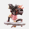 Vue de dessus de la figurine de Nezuko Kamado en position de combat.