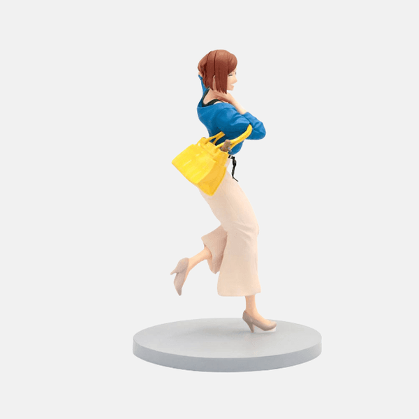 Figurine Nobara - Vue de profil accentuant l'élégance de la tenue
