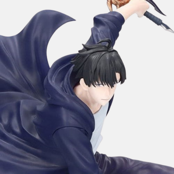 Autre profil de la figurine d'action de Sung Jin-Woo, montrant les détails de son expression de combat.