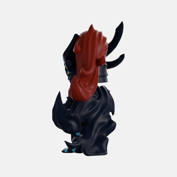 Vue de dos de la figurine vinyle d'Igris, mettant en avant les détails de son armure.