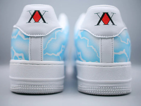 Vue arrière des sneakers Killua avec semelle blanche et détails rouges