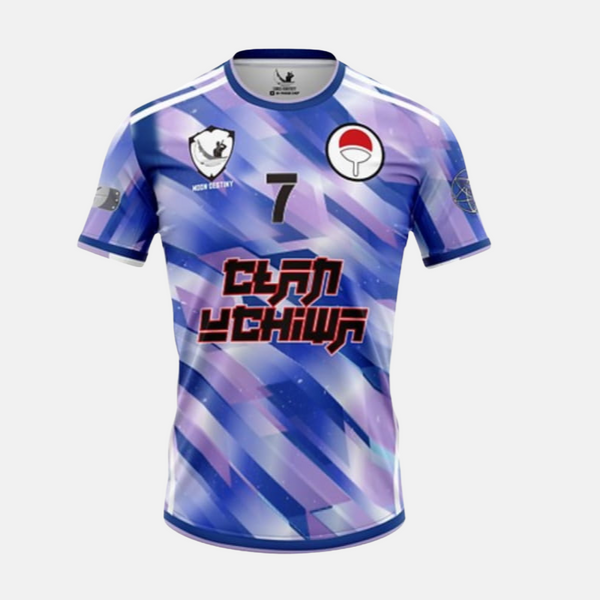 Vue de dos du maillot de foot de Sasuke Uchiwa, montrant son nom de famille et son numéro de joueur.