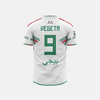 Vue de dos du maillot de foot Vegeta x Algérie, montrant le nom "VEGETA" et le numéro 9.
