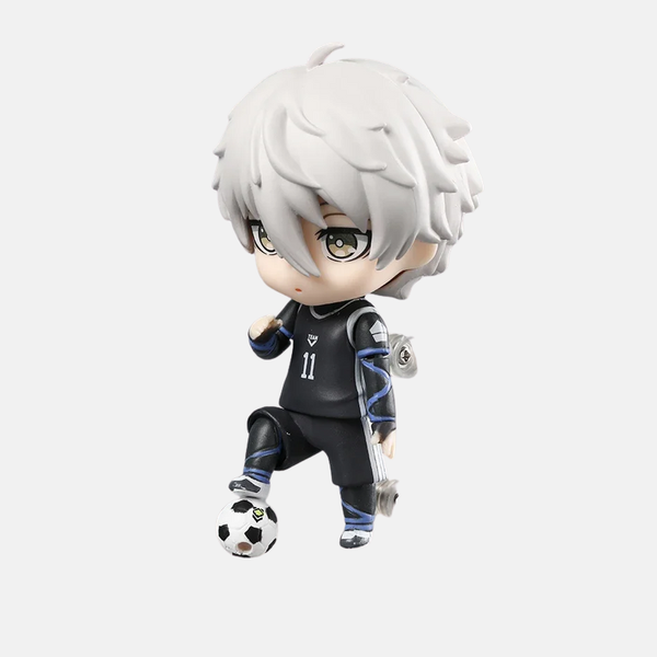 Nendoroid de Seishiro Nagi en pose standard, debout, avec son expression nonchalante et ses mains dans les poches.