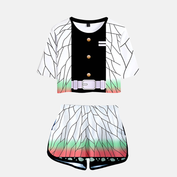 Ensemble pyjama femme Demon Slayer : crop top blanc avec manches et détails noirs/verts inspirés du papillon de Shinobu, short noir assorti avec détails.