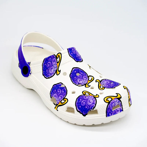 Clogs Luffy avec imprimé One Piece, bride violette en arrière, vue de côté