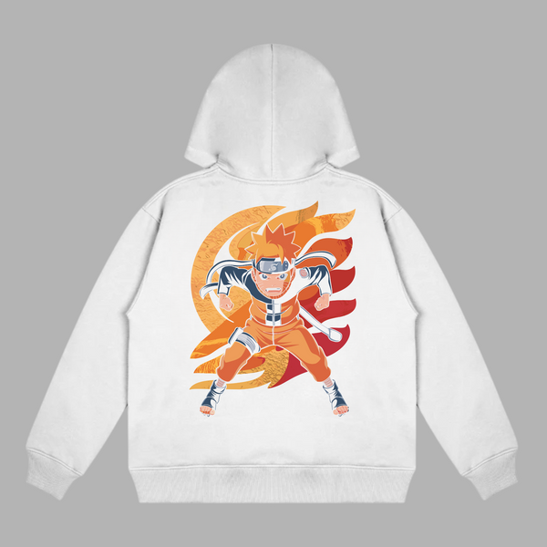 Sweat Naruto Chakra de Feu blanc avec design puissant de Naruto entouré de flammes