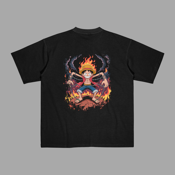 T-shirt Luffy Enchaîné en Flammes, version noire avec illustration de Luffy enchaîné entouré de flammes, univers One Piece