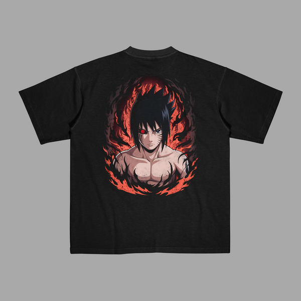 T-shirt Sasuke Sharingan Flamme noir avec design Naruto détaillé et aura de flammes