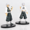 Gros plan sur le visage enragé et les cicatrices de la figurine Sanemi Shinazugawa.
