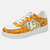 Paire de baskets basses inspirées de Zenitsu Agatsuma, montrant le design de son haori et l'illustration du personnage.