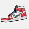 Paire de baskets montantes inspirées de Deidara de l'Akatsuki, montrant le design artistique et explosif.