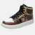 Paire de baskets montantes inspirées d'Eren Jäger, montrant le design aux couleurs du Bataillon d'exploration.