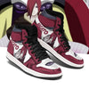 Vue de dessus des baskets Naruto Mode Kyūbi, montrant les détails sur la languette.