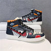 Baskets Pain Akatsuki de Naruto portées, montrant leur style streetwear et leur coupe.