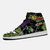 Paire de baskets montantes inspirées de Perfect Cell, montrant le design vert et noir de l'androïde de Dragon Ball Z.