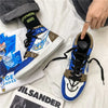 Vue arrière des baskets Vegeta Blue, montrant les détails sur le talon de la chaussure.
