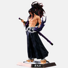 Vue de dos de la figurine de Kokushibo montrant sa longue queue de cheval.