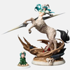 Figurine de Nelliel Tu Odelschwanck de Bleach dans sa forme Resurrección "Gamuza", en pleine charge sur une base rocheuse.
