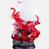 Gros plan sur le visage et la corne de la figurine Nezuko Kamado en forme de démon éveillé.