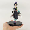 Vue de profil de la figurine de Shinobu Kocho de 16cm.