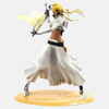 Figurine de Tia Harribel, la Tercera Espada de Bleach, dans sa pose de reine, main sur son Zanpakutō.