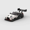 Kit de construction d'une Nissan 370z Time Attack en briques, montrant la vue de trois-quarts avant.